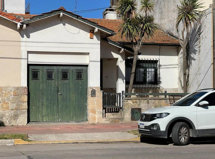 Casa · 115m² · 2 Dormitorios · 1 Cochera