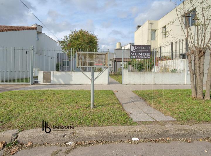 Casa · 136m² · 4 Ambientes · 3 Cocheras