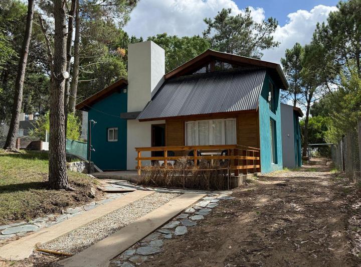 Casa · 158m² · 6 Ambientes · 2 Cocheras