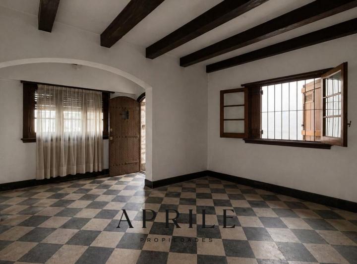 Casa · 188m² · 5 Ambientes · 1 Cochera