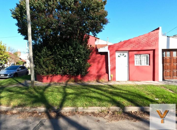 Casa · 120m² · 4 Ambientes · 1 Cochera
