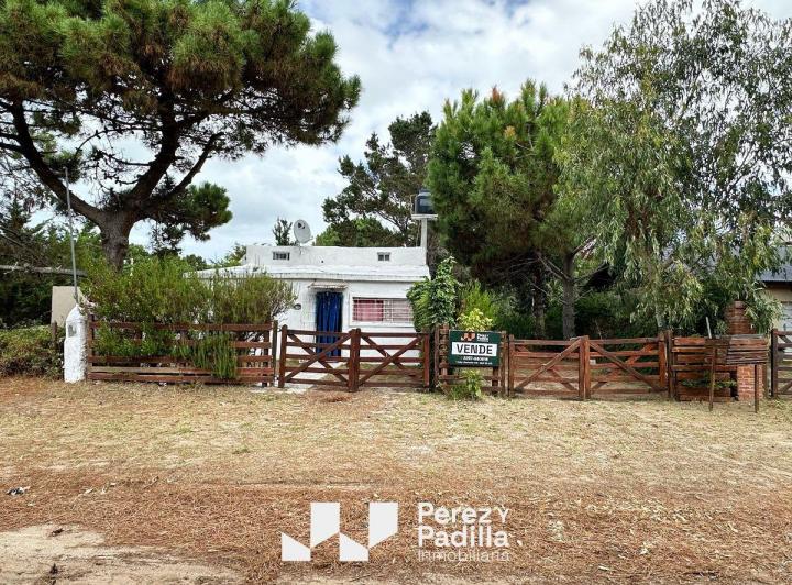 Casa · 107m² · 4 Ambientes · 3 Cocheras