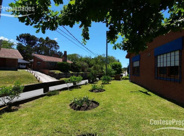 Casa · 140m² · 6 Ambientes