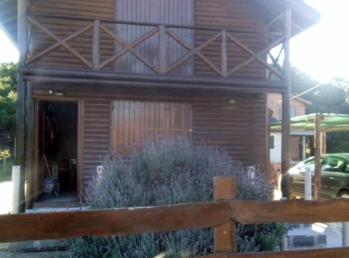 Casa · 450m² · 4 Ambientes · 1 Cochera