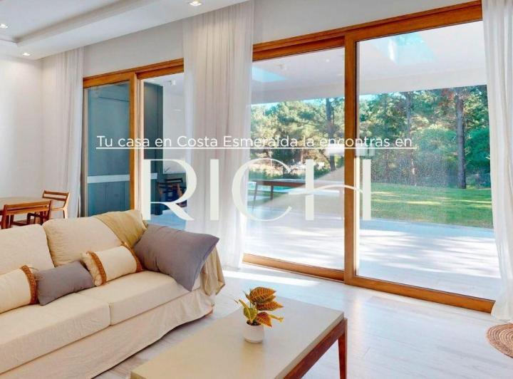 Casa · 218m² · 5 Ambientes