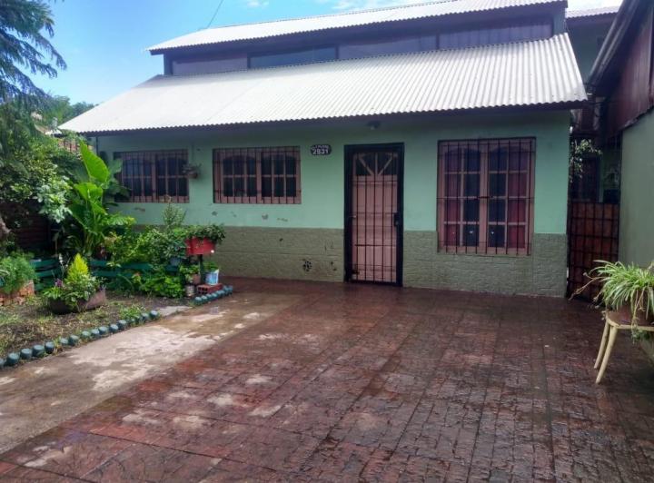 Casa · 118m² · 5 Ambientes · 1 Cochera