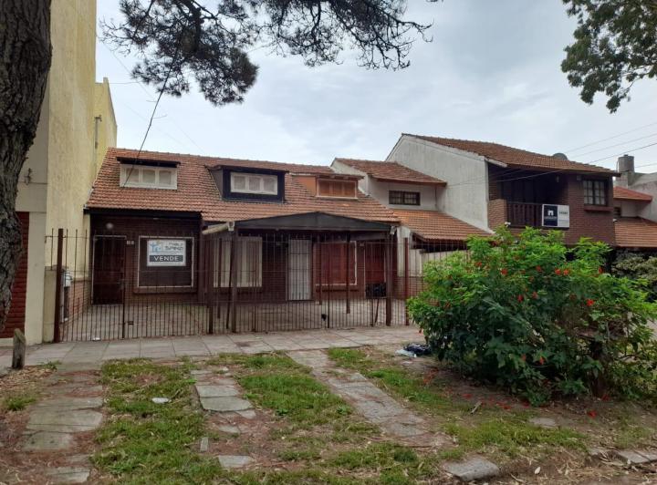 Casa · 55m² · 3 Ambientes · 1 Cochera