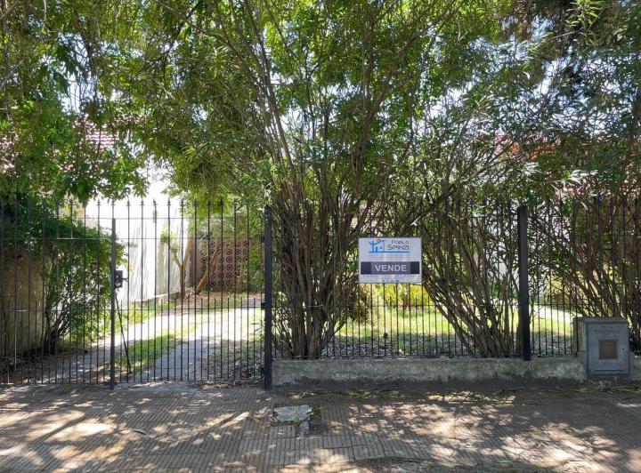Casa · 210m² · 3 Ambientes · 1 Cochera