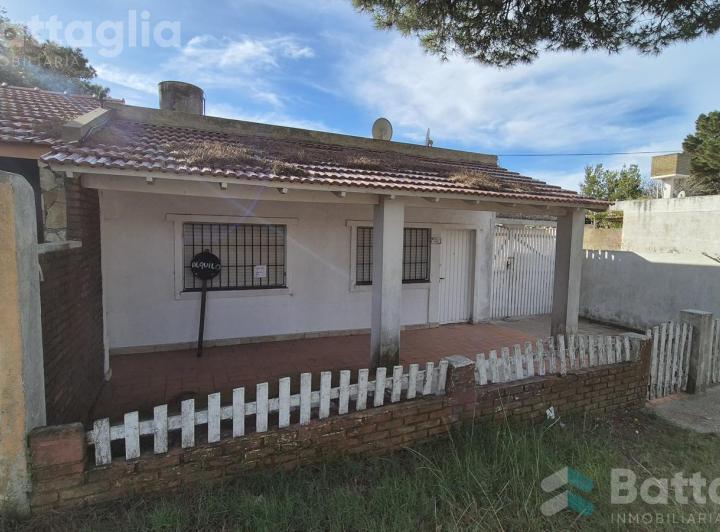 Casa · 120m² · 9 Ambientes · 3 Cocheras