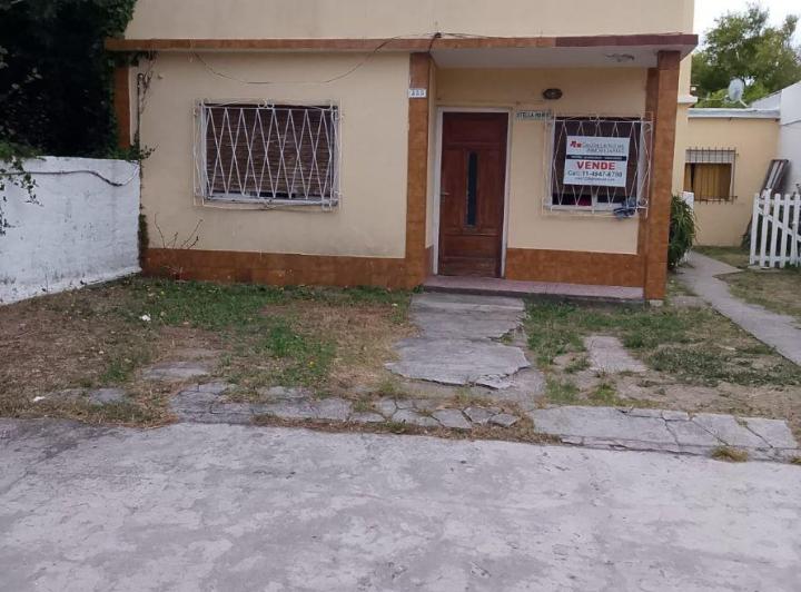 Casa · 300m² · 12 Ambientes