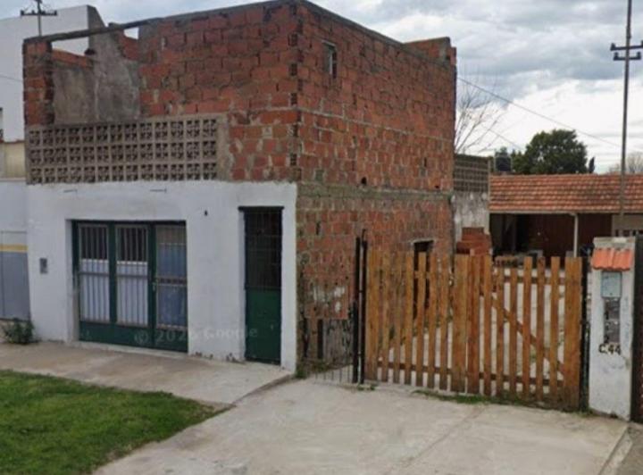 Casa · 114m² · 3 Ambientes · 2 Cocheras