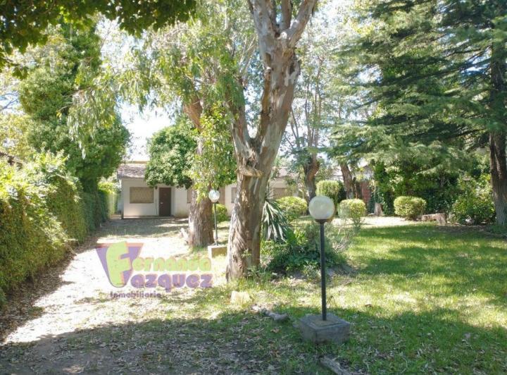 Casa · 90m² · 3 Ambientes · 2 Cocheras