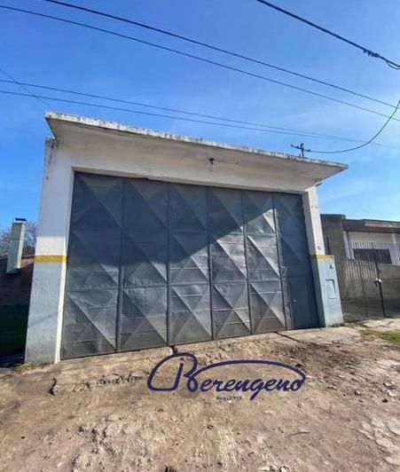 Casa · 283m² · 2 Ambientes · 6 Cocheras
