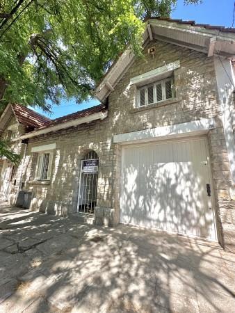 Casa · 67m² · 3 Ambientes · 1 Cochera