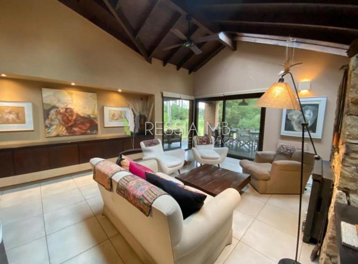 Casa · 149m² · 5 Ambientes