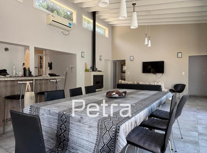 Casa · 142m² · 4 Ambientes