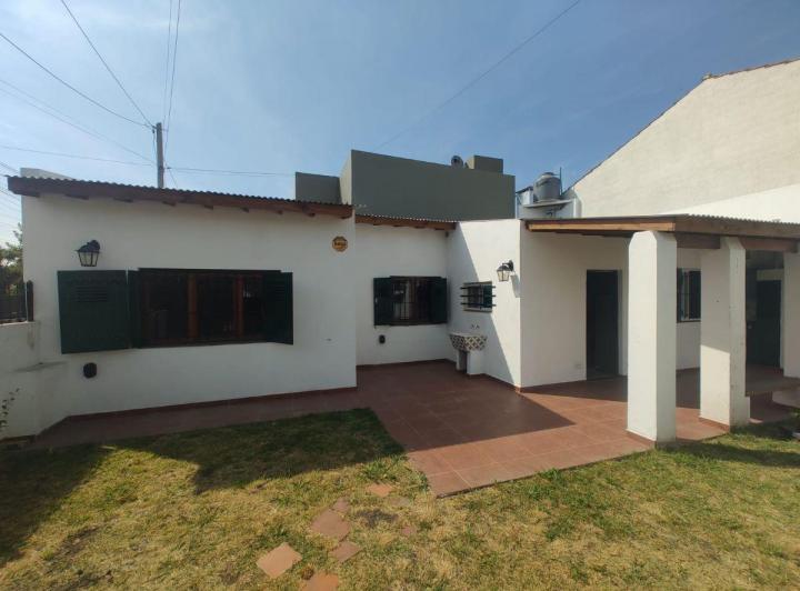 Casa · 86m² · 2 Ambientes · 1 Cochera