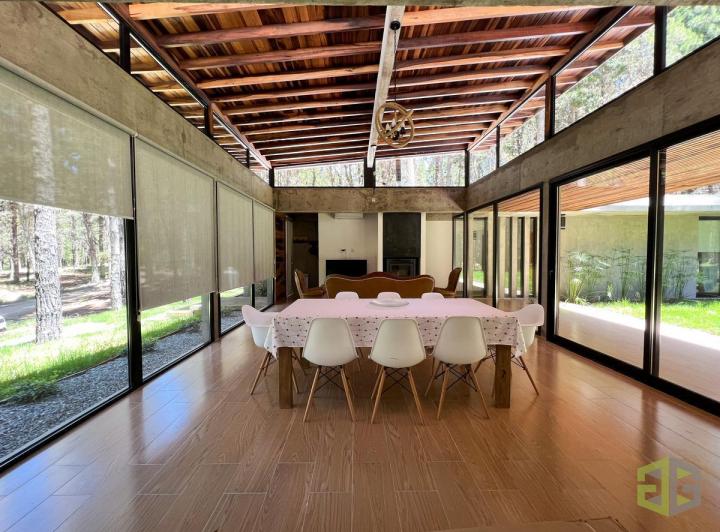 Casa · 170m² · 4 Ambientes