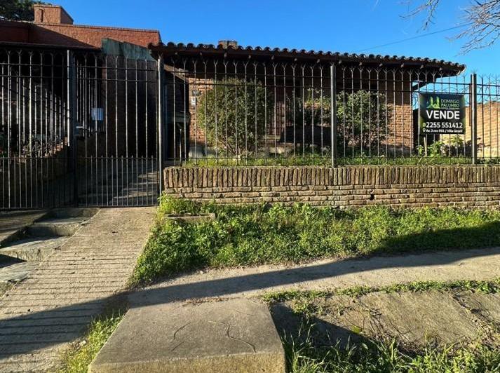 Casa · 116m² · 6 Ambientes · 1 Cochera
