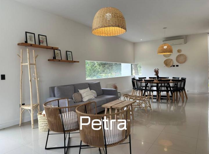 Casa · 165m² · 5 Ambientes
