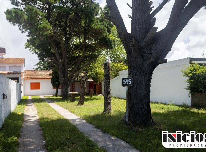 Casa · 60m² · 2 Ambientes · 1 Cochera