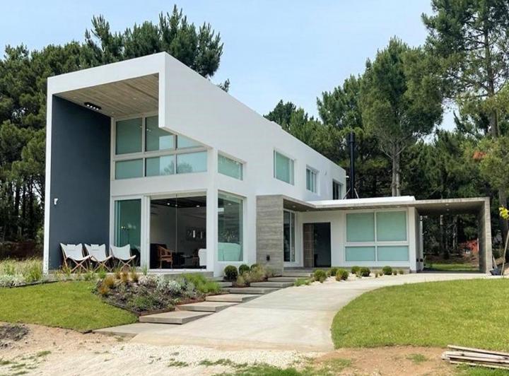 Casa · 229m² · 4 Ambientes · 1 Cochera