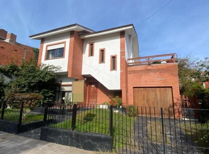Casa · 60m² · 5 Ambientes