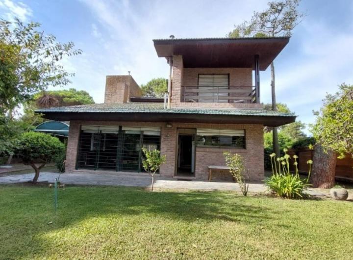 Casa · 224m² · 4 Ambientes