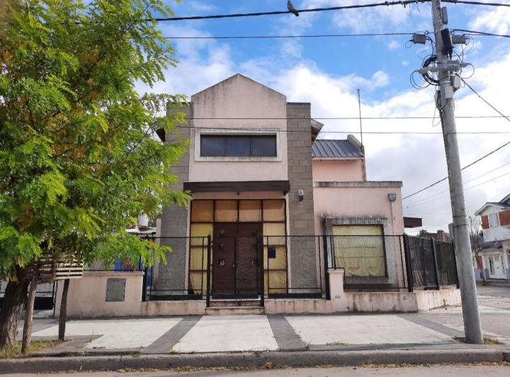 Casa · 68m² · 4 Ambientes