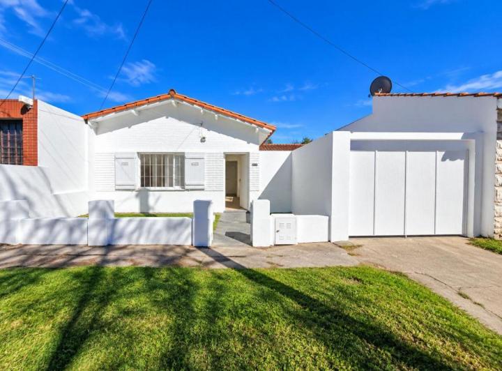 Casa · 75m² · 3 Ambientes · 1 Cochera