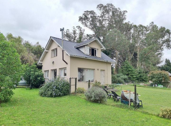 Casa · 140m² · 2 Dormitorios · 1 Cochera