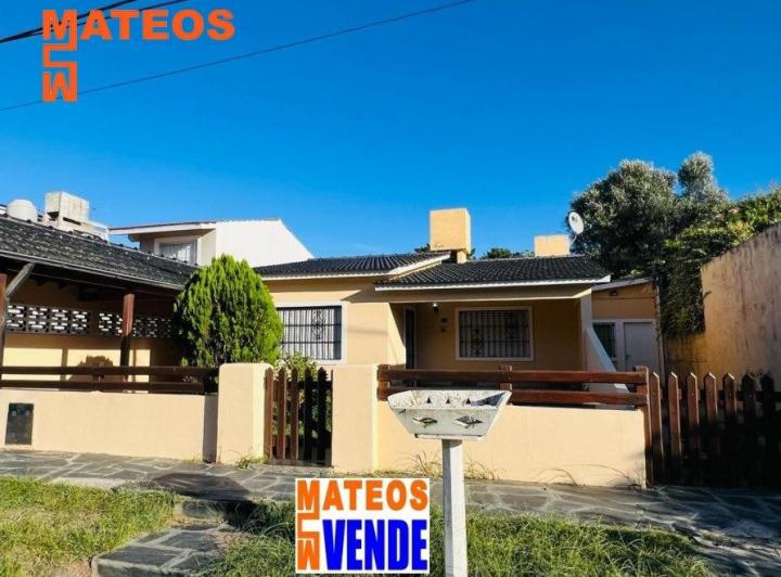Casa · 1m² · 3 Ambientes · 1 Cochera