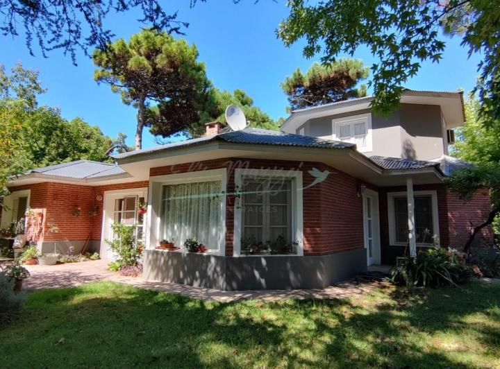 Casa · 144m² · 4 Ambientes · 1 Cochera