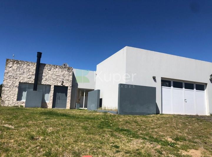 Casa · 152m² · 4 Ambientes · 1 Cochera