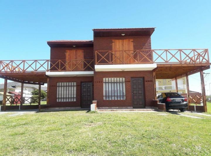 Casa · 227m² · 3 Ambientes