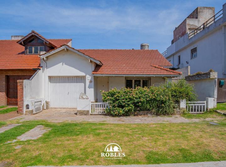 Casa · 98m² · 3 Ambientes · 1 Cochera