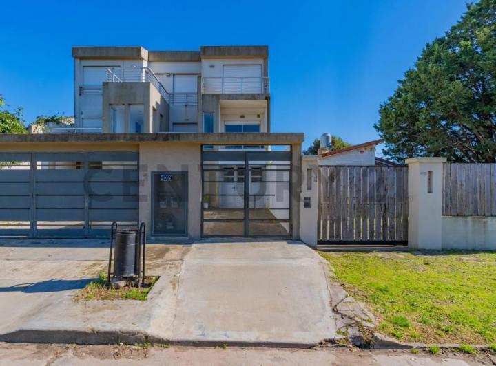 Casa · 118m² · 4 Ambientes · 1 Cochera