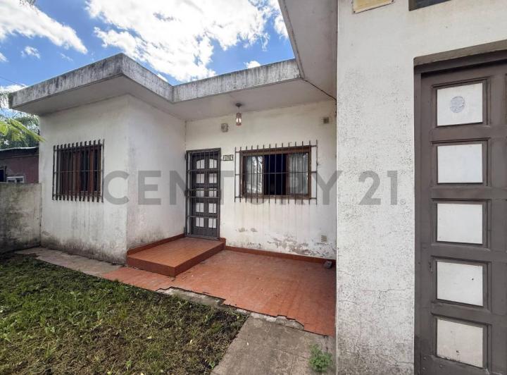 Casa · 100m² · 4 Ambientes · 1 Cochera