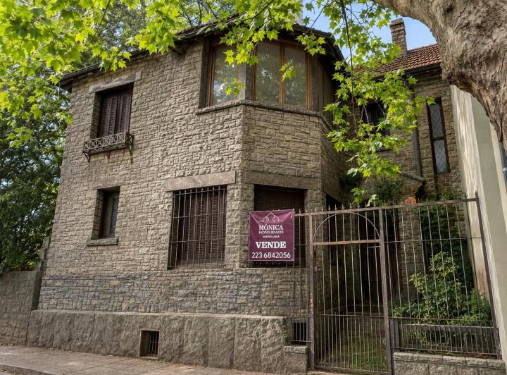 Casa · 270m² · 5 Ambientes