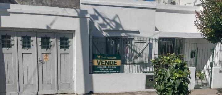 Casa · 100m² · 3 Ambientes · 2 Cocheras