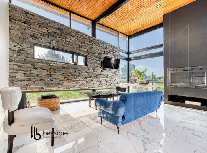 Casa · 185m² · 5 Ambientes · 1 Cochera