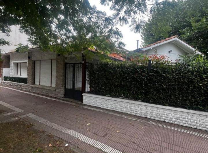 Casa · 158m² · 4 Ambientes · 1 Cochera