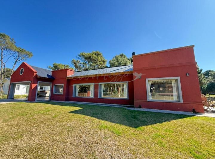 Casa · 195m² · 3 Ambientes