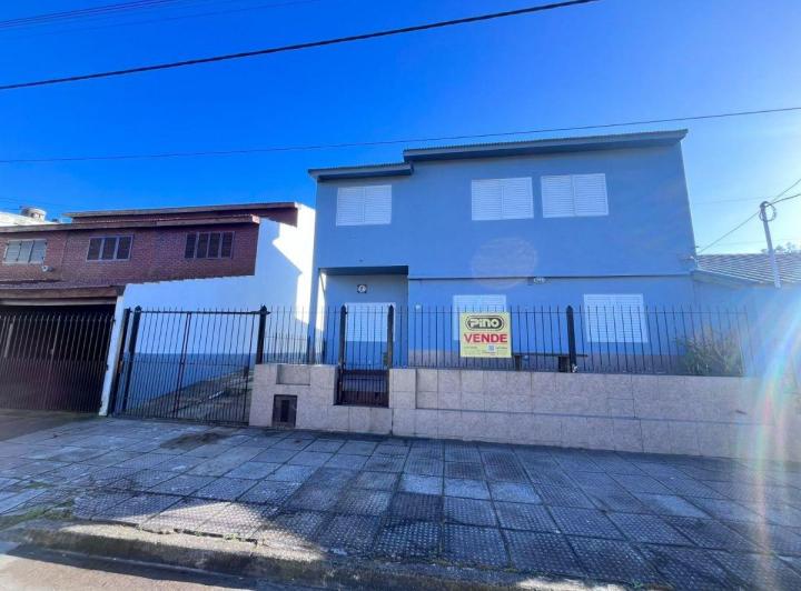 Casa · 130m² · 15 Ambientes
