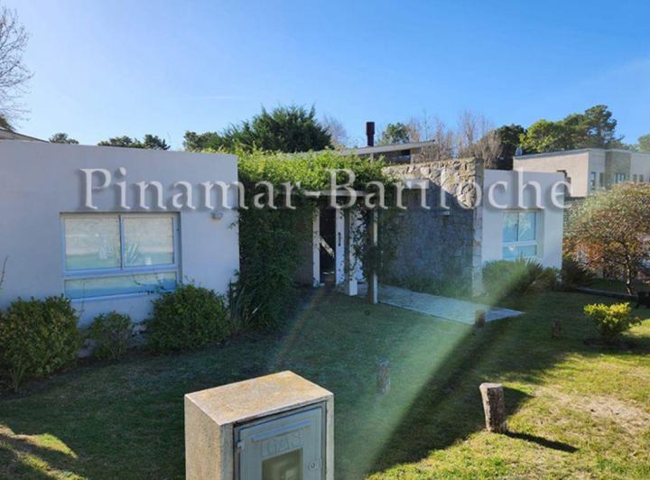 Casa · 170m² · 5 Ambientes · 1 Cochera