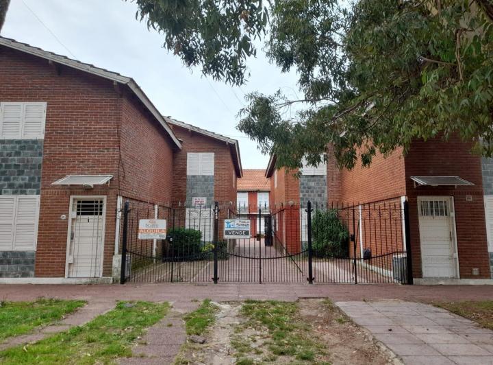 Casa · 45m² · 2 Ambientes · 1 Cochera