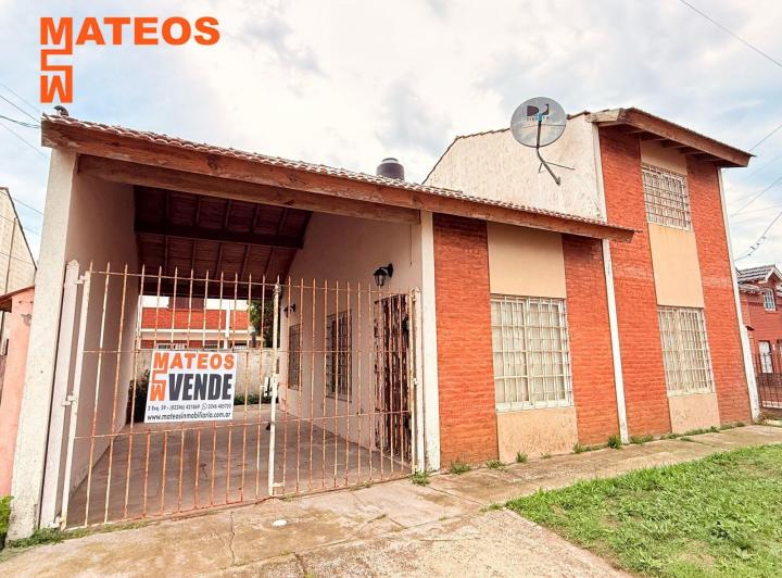 Casa · 50m² · 4 Ambientes · 1 Cochera