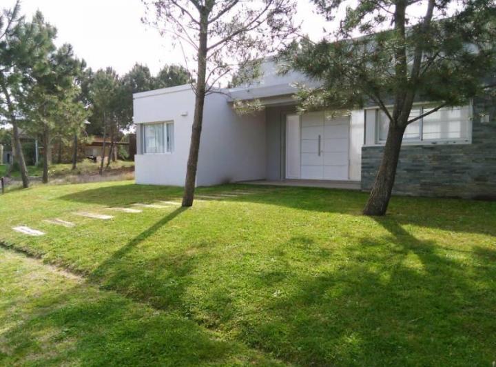 Casa · 150m² · 5 Ambientes