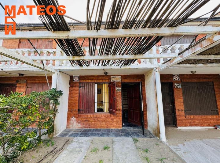 Casa · 45m² · 4 Ambientes · 1 Cochera