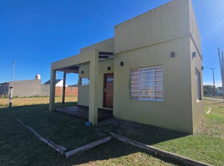 Casa · 65m² · 3 Ambientes · 1 Cochera